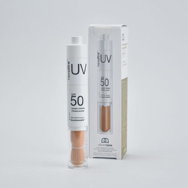 Nexultra UV Brocha Mineral FPS 50, es una Pantalla mineral en polvo ligero y transparente en brocha con FPS 50 que se puede usar sobre el maquillaje.